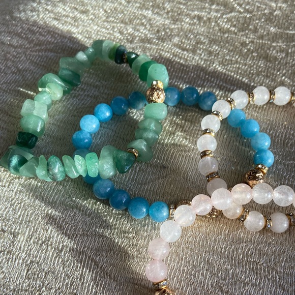 Green stone rough crystal beaded bracelet - Picture 5 of 5